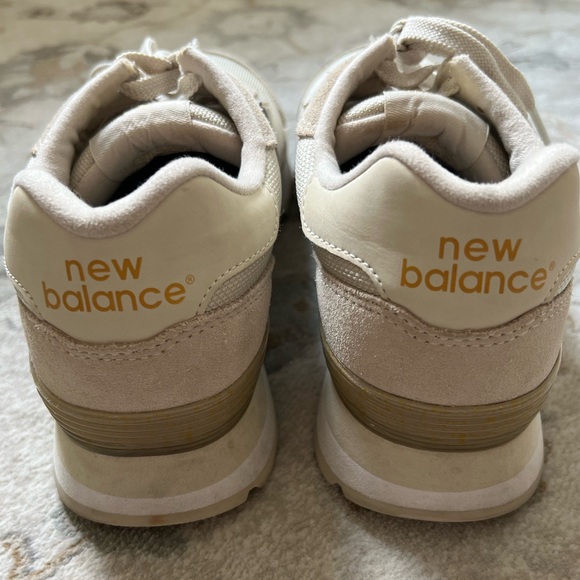 Sold‼️ New balance 515 with Gold details - Picture 5 of 8